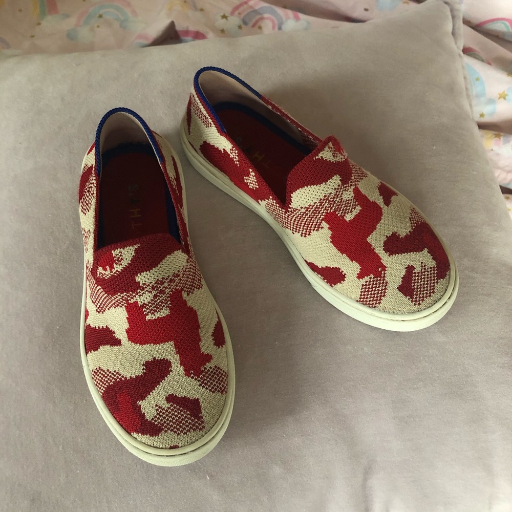 Kids Red Lama Camo Rothy’s Loafers